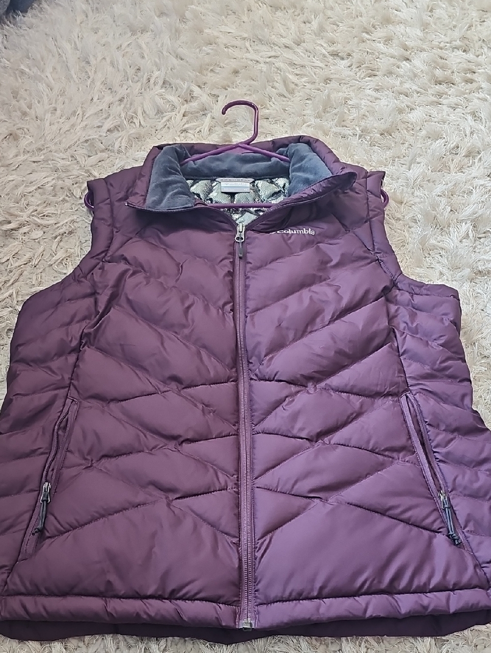 Columbia Plum Quilted Insulated Vest